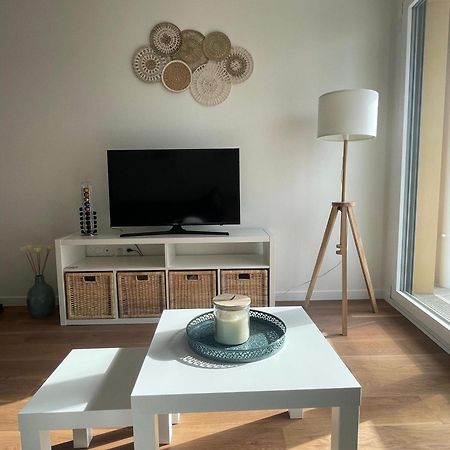 New & Serene II 1 Bedroom Appartement Near La Defense Paris Parking And Fibre Suresnes Ngoại thất bức ảnh