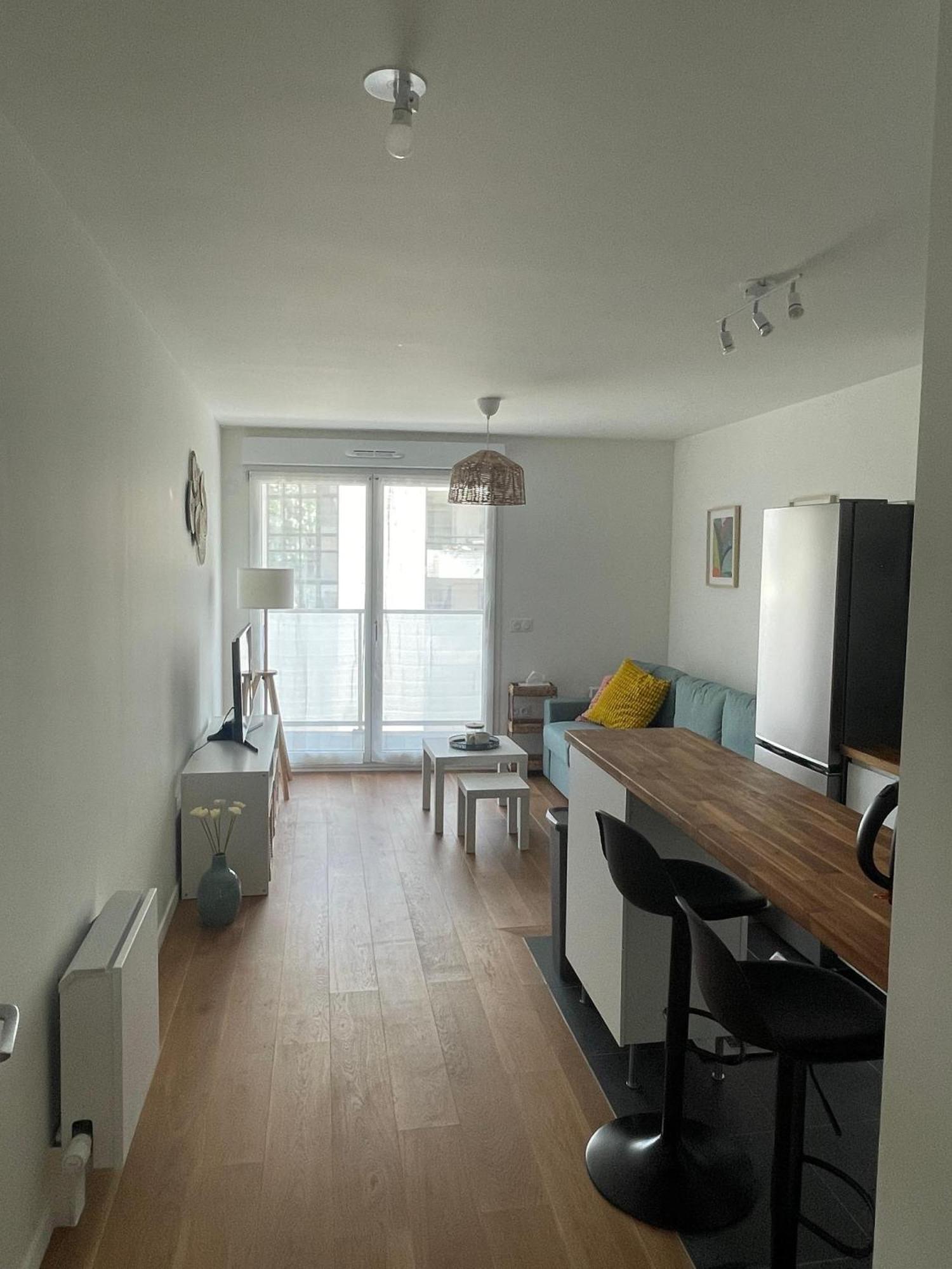 New & Serene II 1 Bedroom Appartement Near La Defense Paris Parking And Fibre Suresnes Ngoại thất bức ảnh